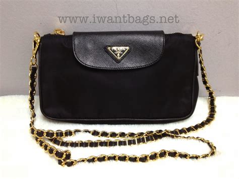 prada nylon tessuto saffiano clutch sling bag ราคา|prada clutch bag.